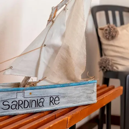 Sardinia Re - Flavia's Flat - Free Parking *