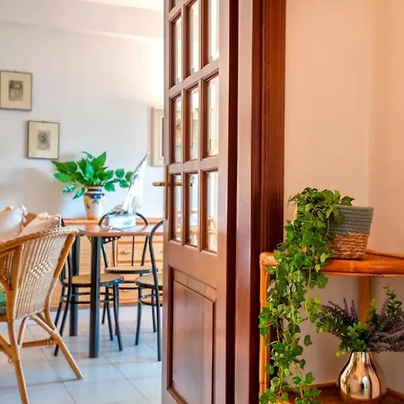 Sardinia Re - Flavia's Flat - Free Parking Apartment Alghero