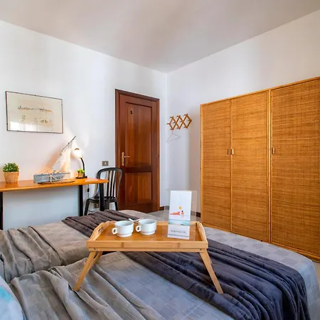 Sardinia Re - Flavias Flat - Free Parking Apartament Alghero