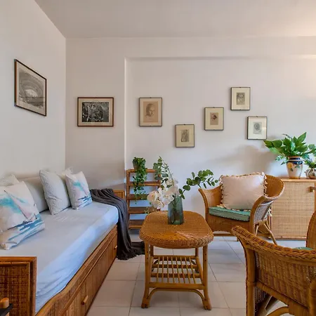 Sardinia Re - Flavias Flat - Free Parking Apartament *